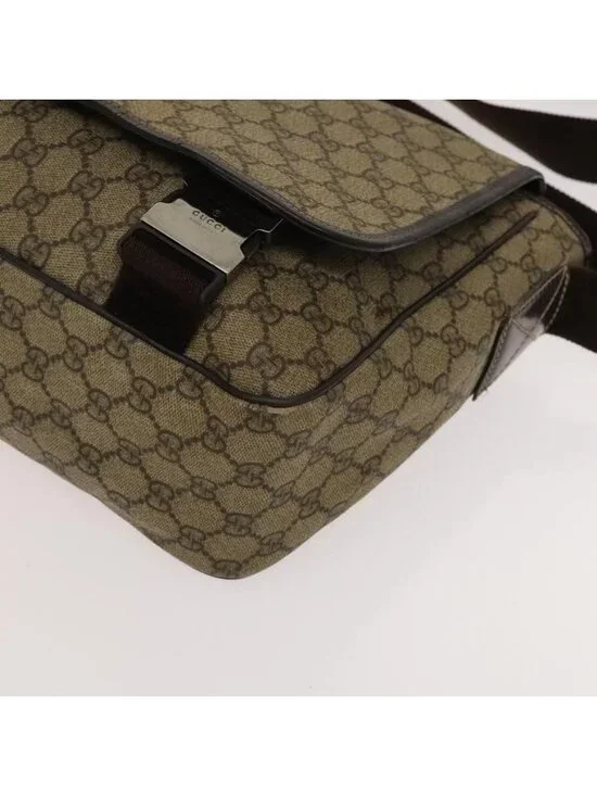 Authentic GUCCI GG Supreme Shoulder Bag PVC Beige Silver 223661 - Picture 2 of 16